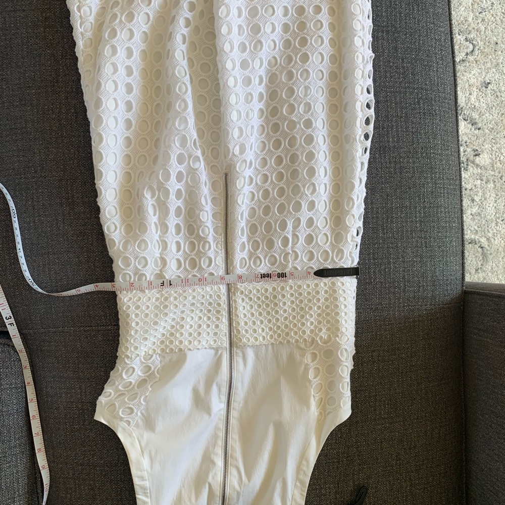 White Sleeveless Textured Dress - Picture 2 of 4